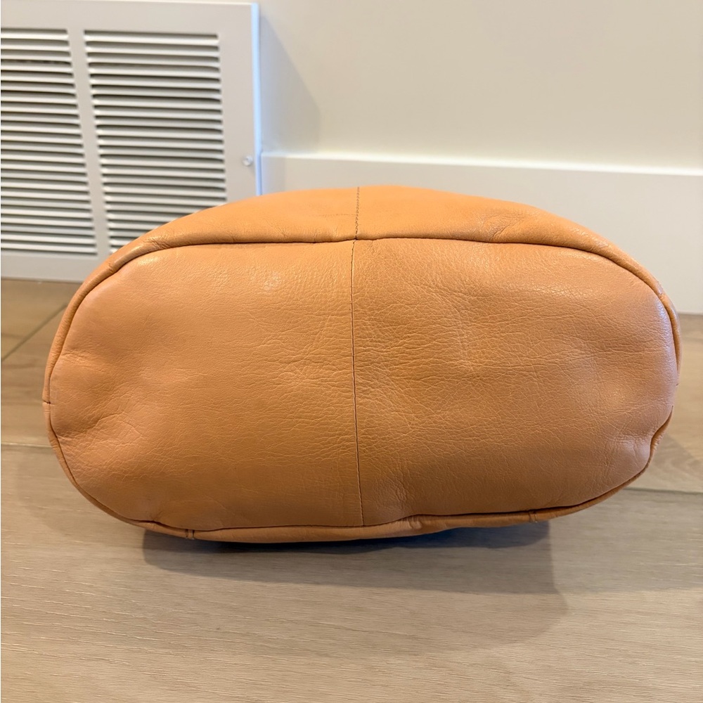 American Leather Co Carrie Caramel Brown Leather Hobo Bermuda Vintage Bag - Picture 6 of 13